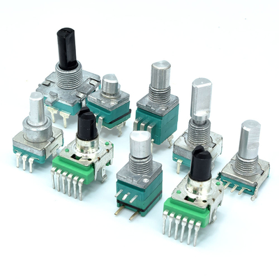 Potenciômetro giratório Ganged do eixo do metal de RD915S 9mm multi para instrumentos musicais e a frequência audio