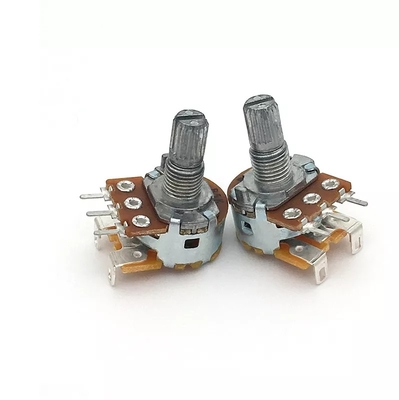 Potenciômetro 5k com interruptor 15mm Dual Gang Audio Taper