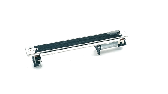 a C.A. 300V motorizou o empurrador do misturador da guitarra B10K do potenciômetro da corrediça