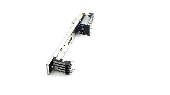 a C.A. 300V motorizou o empurrador do misturador da guitarra B10K do potenciômetro da corrediça