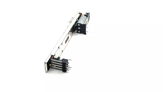 O PC fixa SM100N motorizou a corrediça linear do ohm do potenciômetro 10k para o console audio do misturador